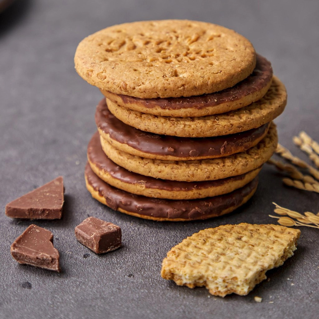 Bánh Quy Lúa Mì Nguyên Cám Socola Sữa Mcvitie’S Digestive 200g