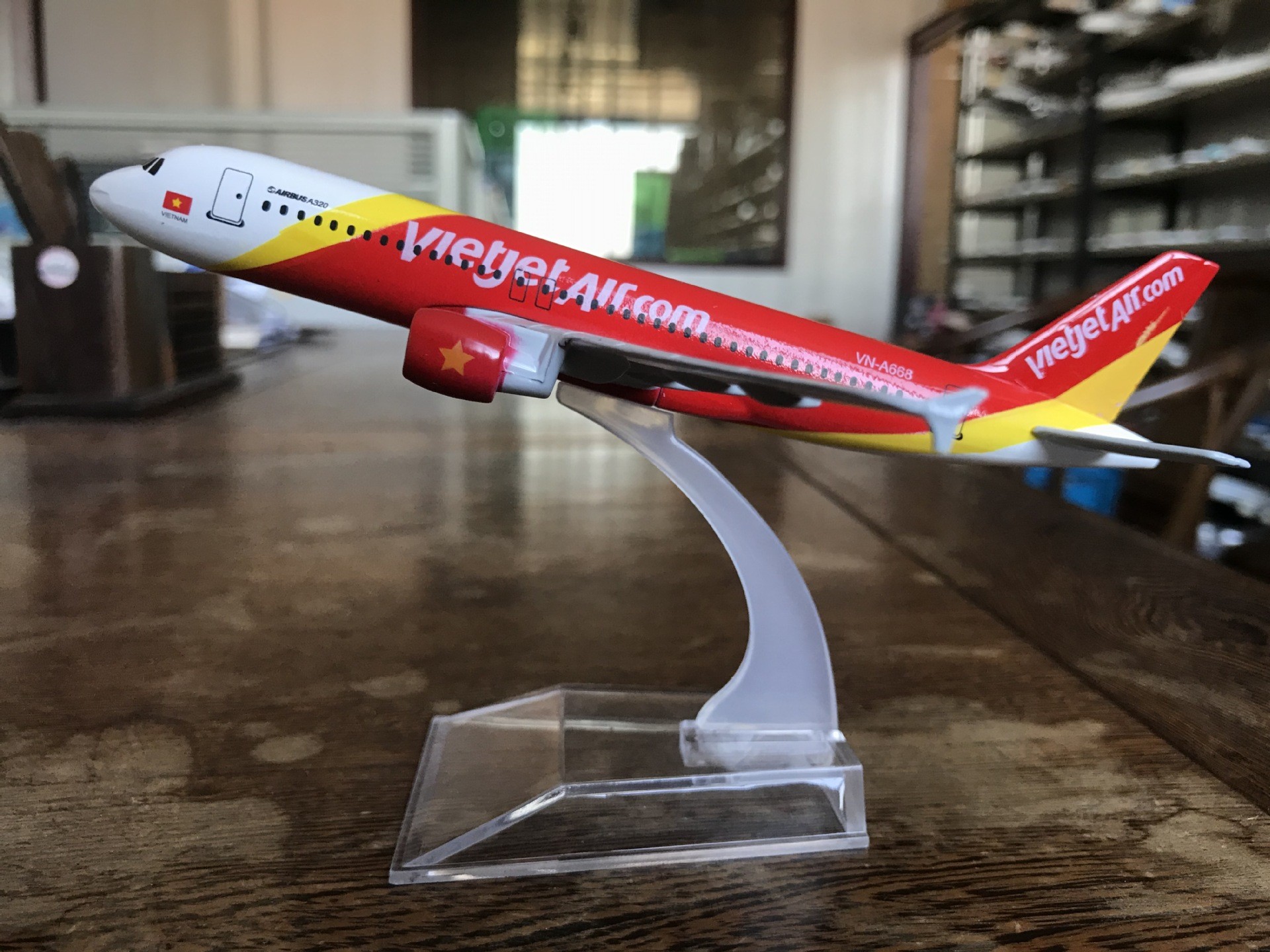 Mô hình máy bay vietjet air