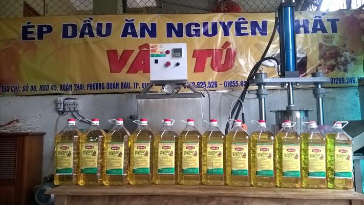 2LIT DẦU LẠC SEN NGHỆ AN (DẬU ĐẬU PHỘNG) NGUYÊN CHẤT
