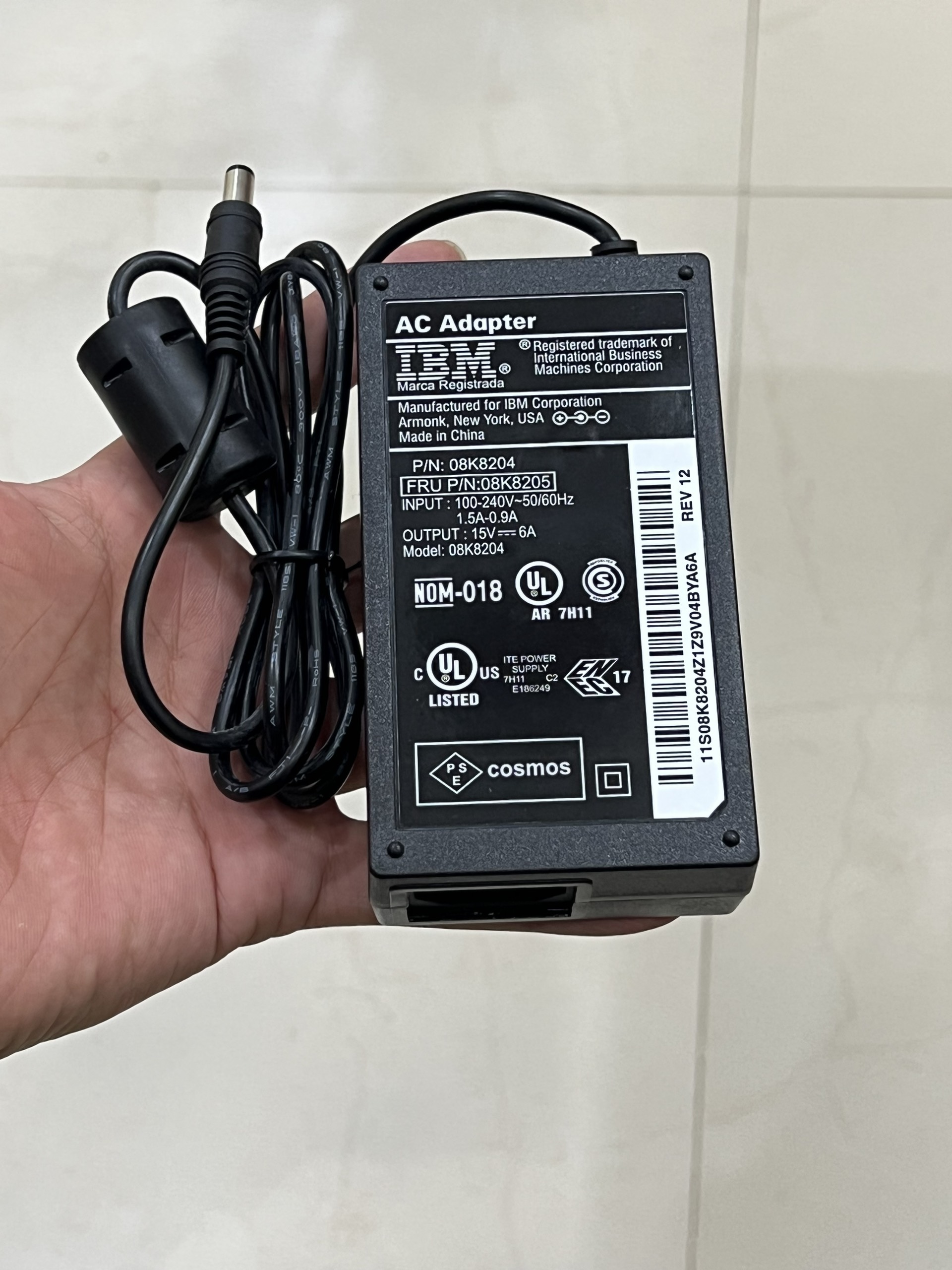 ADAPTER 15V 6a