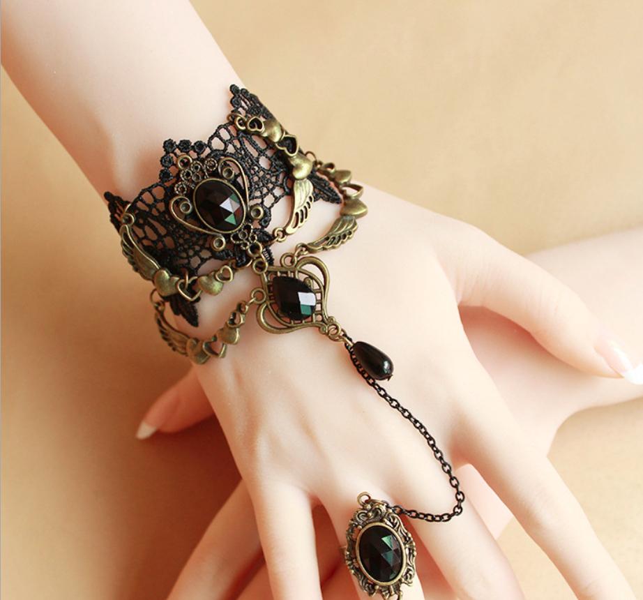 [HCM]Vòng tay nữ choker hình trái tim cổ điển