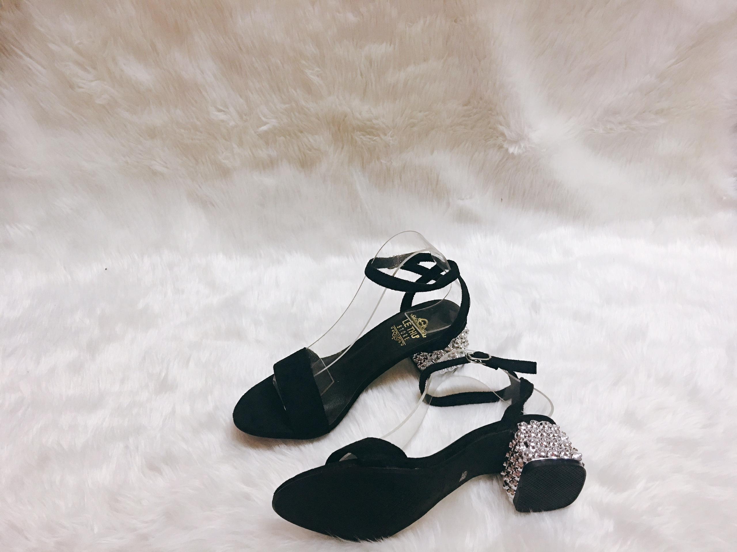 Sandal 5cm gót đá