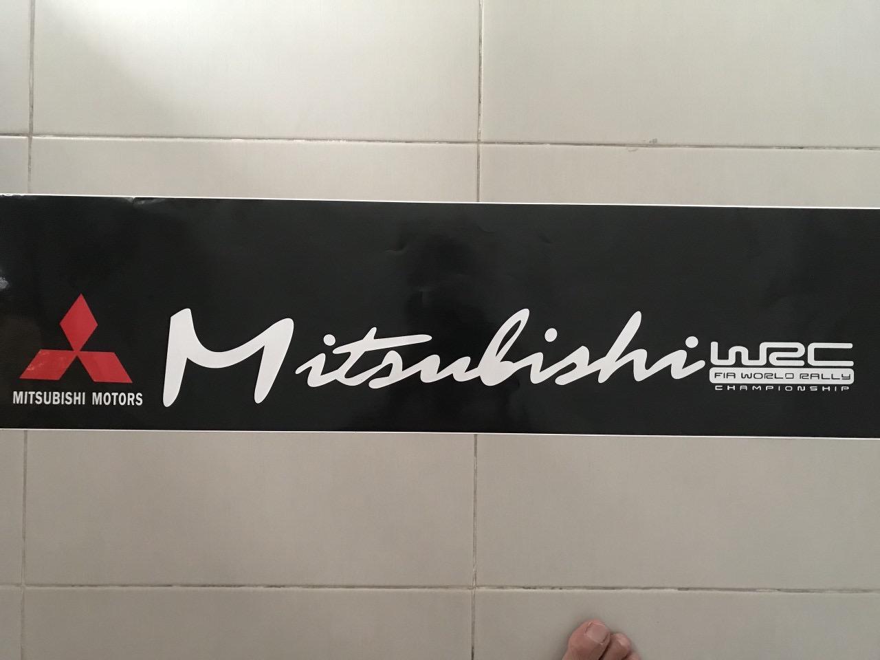 [HCM]Tem dán kính lái chống nắng ô tô (mitsu)