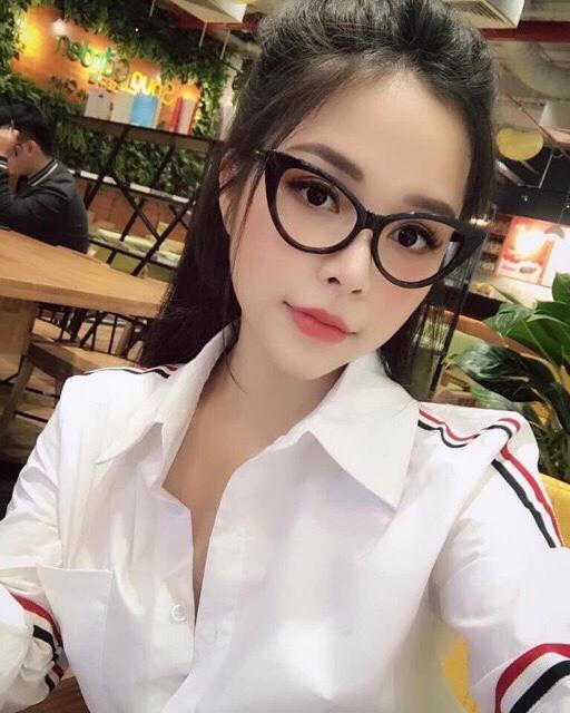 Áo sơ mi quốc dân cực hot đây