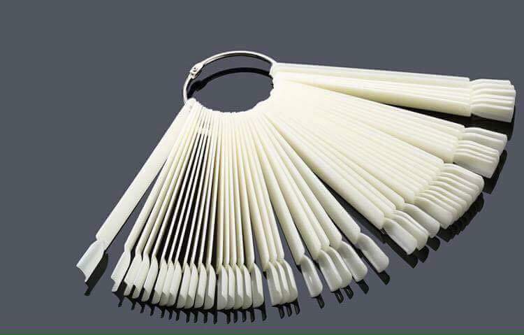 móng que vuông (tập sơn ,tập vẽ - màu đen - đục - trong)