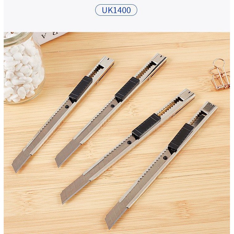 Dao rọc giấy vỏ inox Baoke 9mm