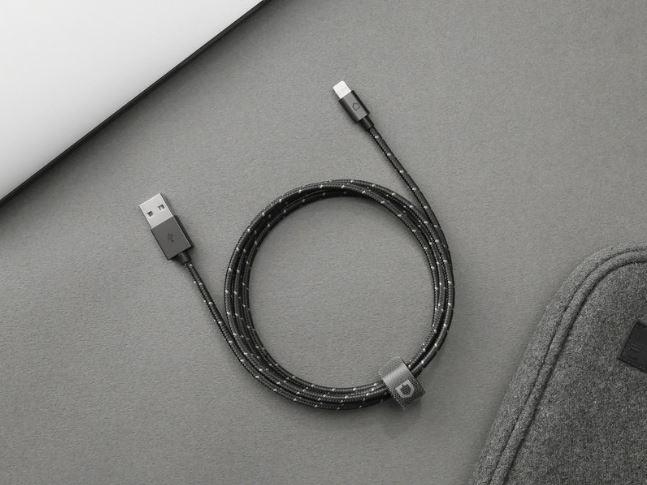 Cáp Lightning Rhinoshield Nylon chuẩn MFI siêu bền (1.2m)