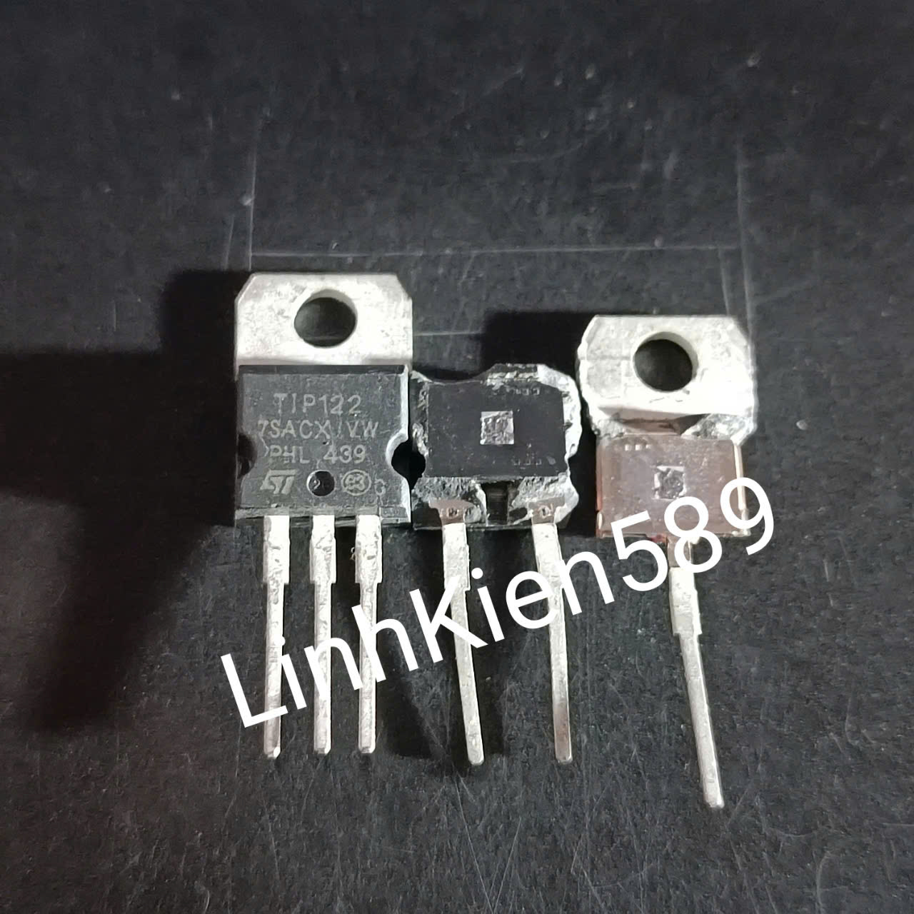 TIP122 TO-220 NPN 100V/5A/65W Transistor mới 100%