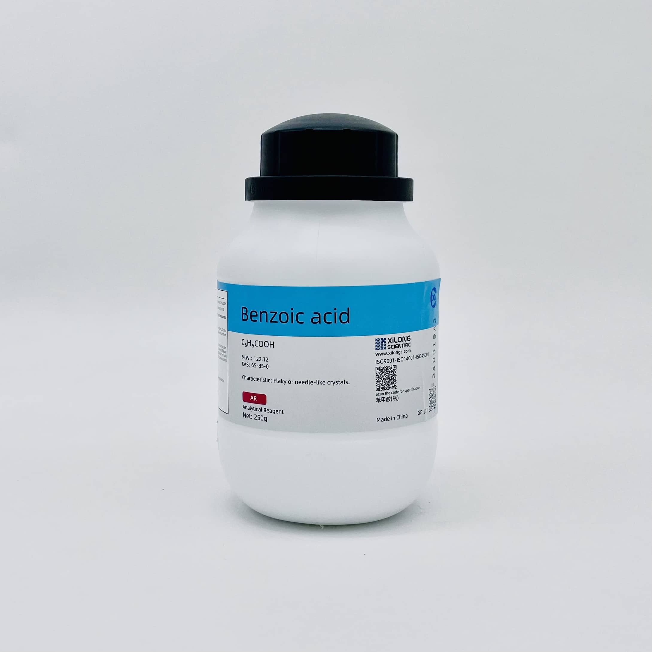 Hóa chất Benzoic Acid (Chai 250G, AR, Xilong, Cas 65-85-0)