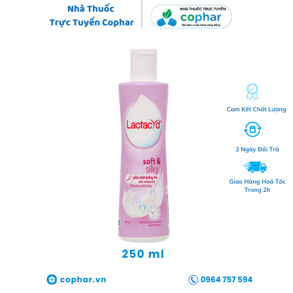 Dung dịch vệ sinh phụ nữ lactacyd soft & silky dưỡng ẩm 250ml. cophar