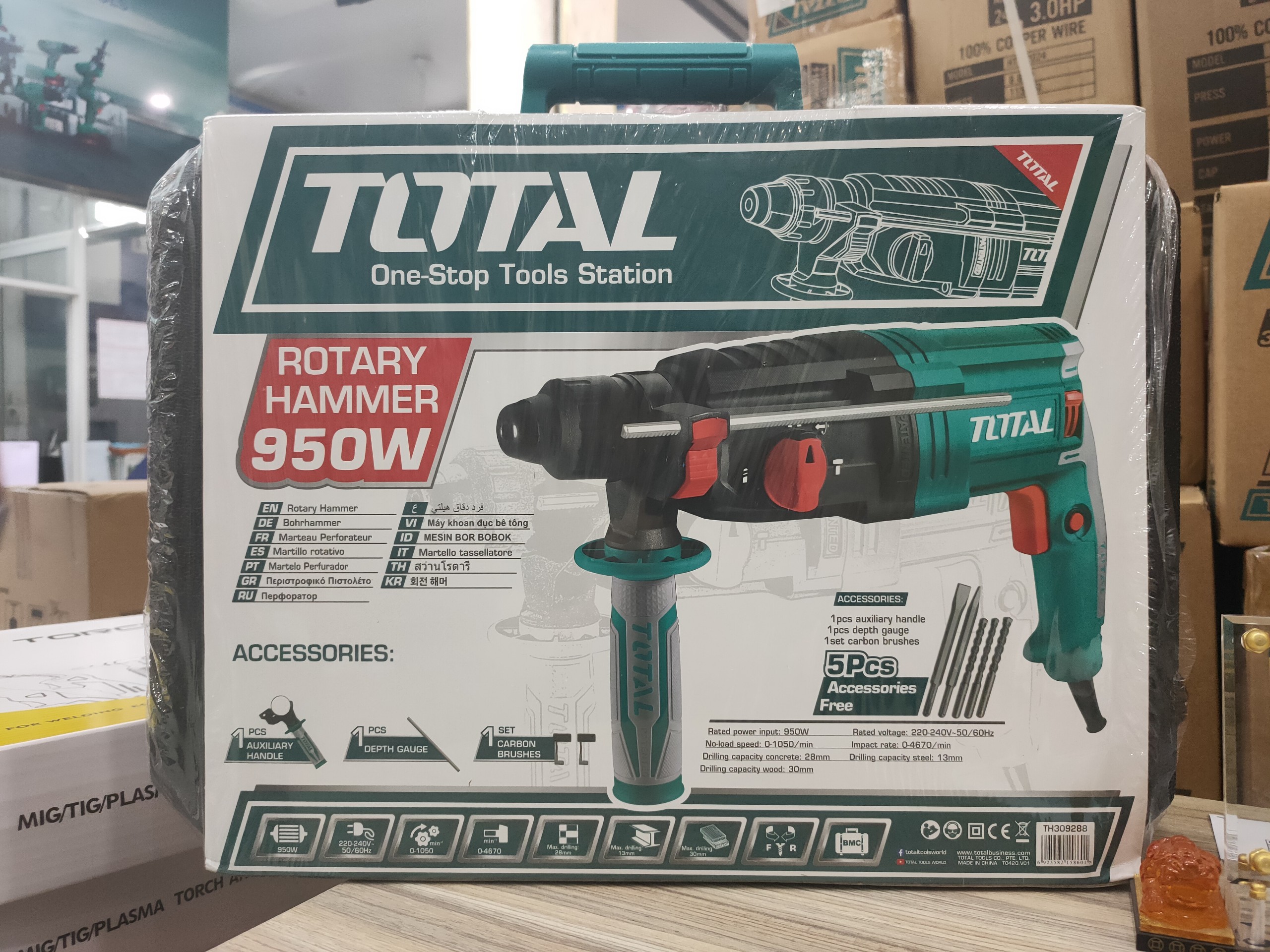 Máy khoan đục Total TH309288 950W