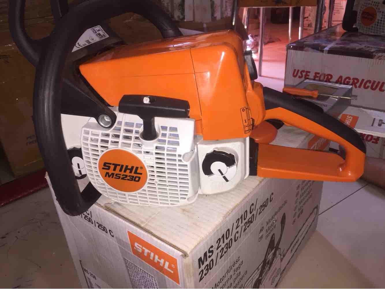 Máy cưa xích chạy xăng Stihl MS 230