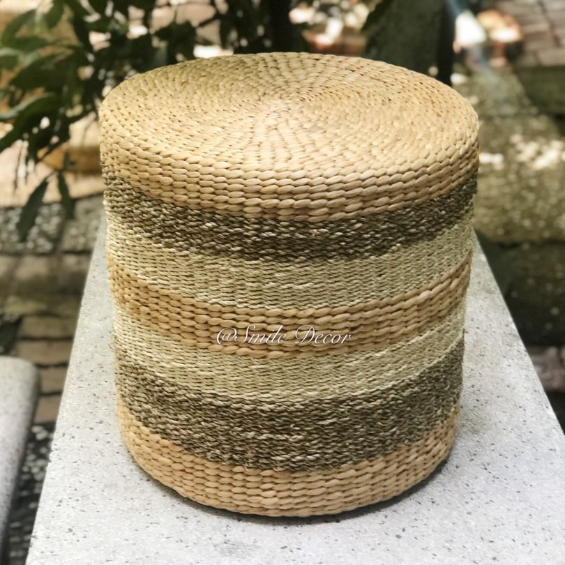 Round water hyacinth stool