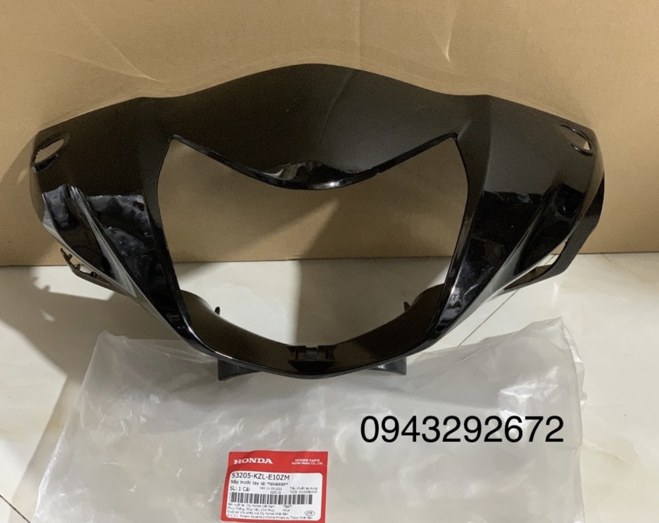 Bàn Thờ ( Nắp Trước Tay Lái ) Vision Đời Đầu (2011, 2013) Đen Honda ( 53205KZLE10ZM )