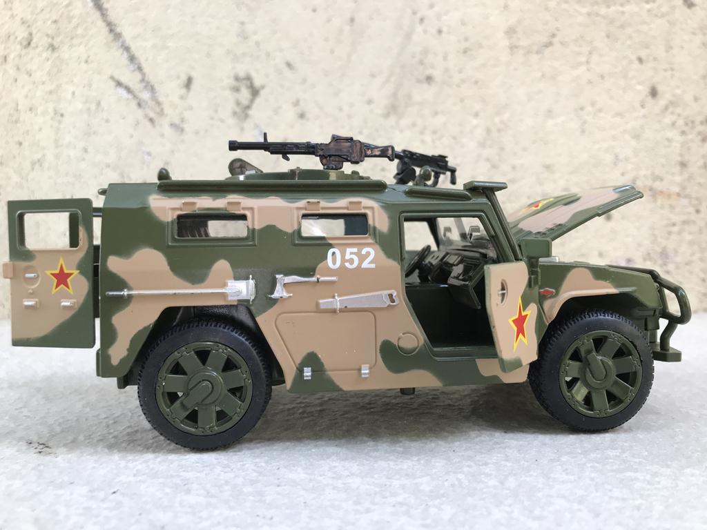 Mô hình xe Quân sự Tiger 1:32
