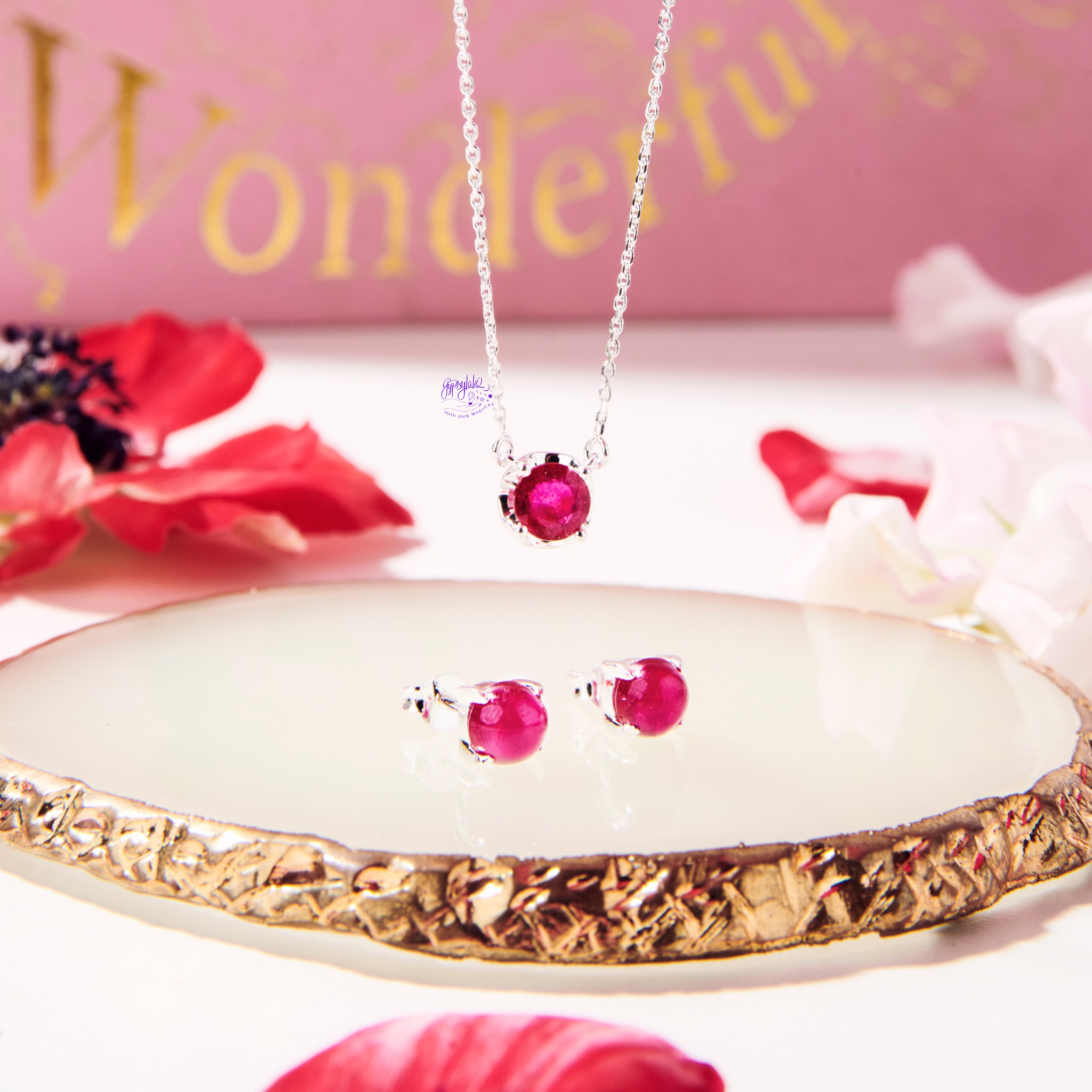 Bông Tai Simple Đá Ruby Thiên Nhiên Gypsy.lala