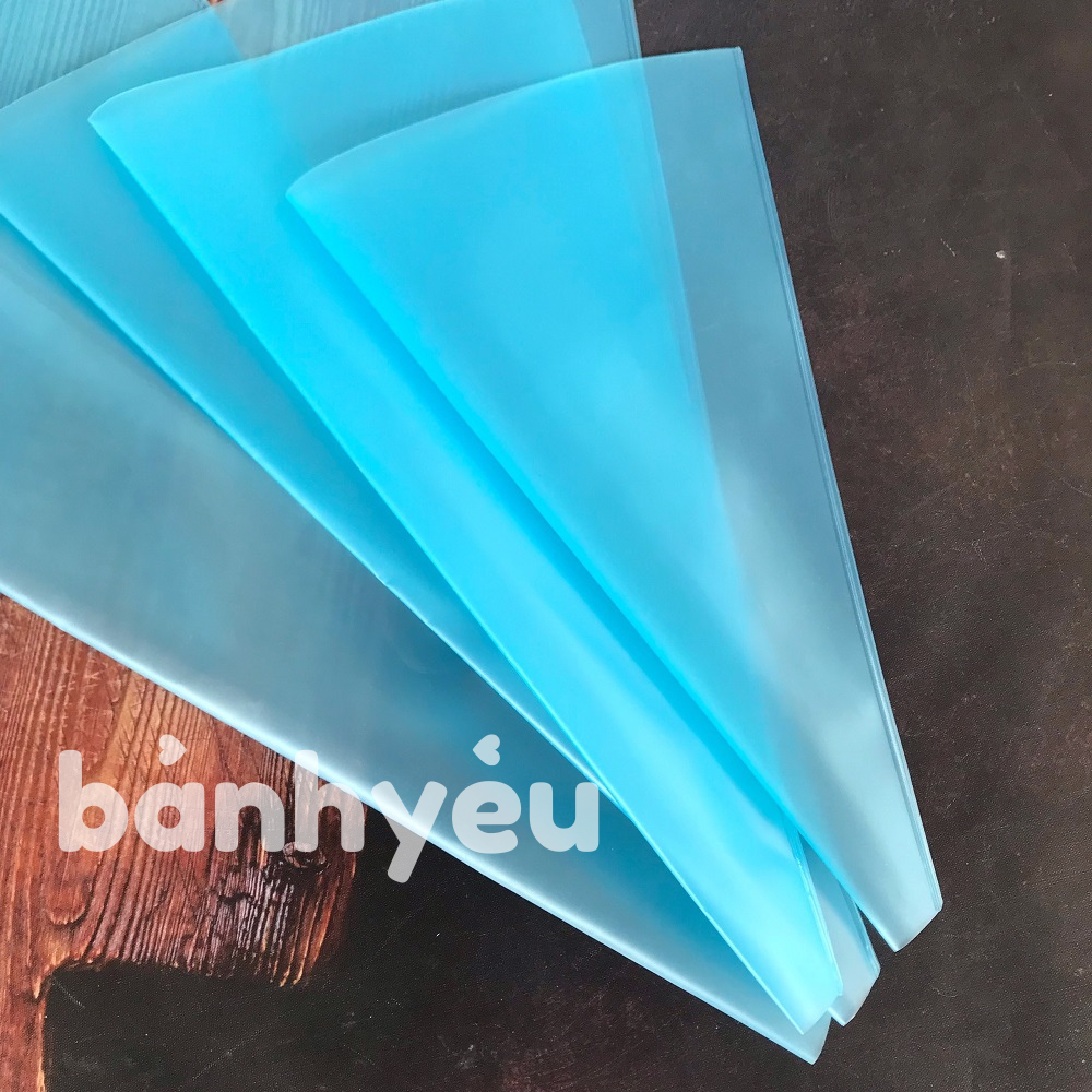 Túi tam giác bắt bông kem Silicon