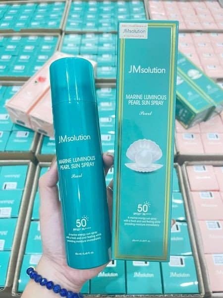 Xịt Chống Nắng Toàn Thân JM Solution 180ml