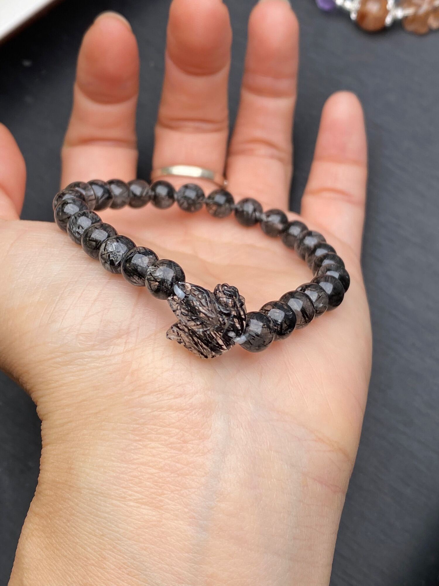 [FreeshipMAX] Vòng tay thạch anh tóc đen 5 mm mix hồ ly