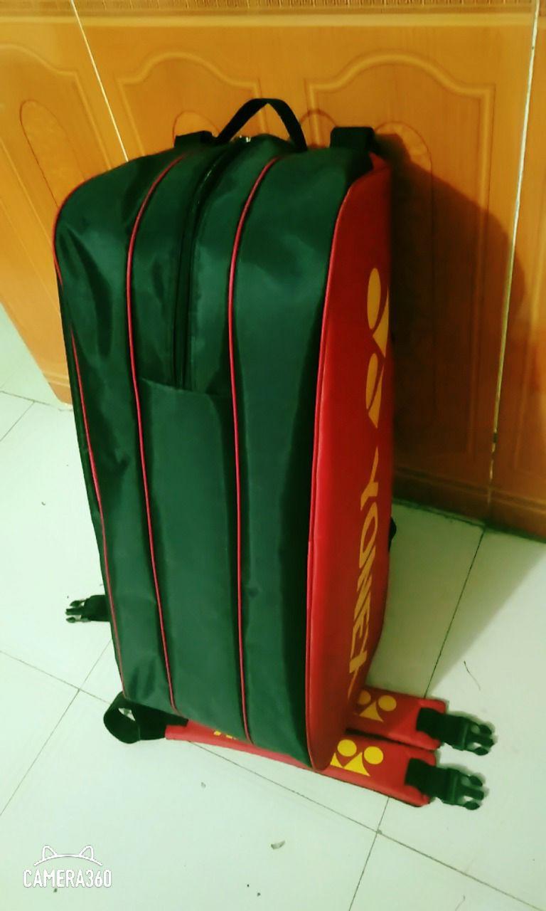 bao vợt cầu lông vuông 3 ngăn chính