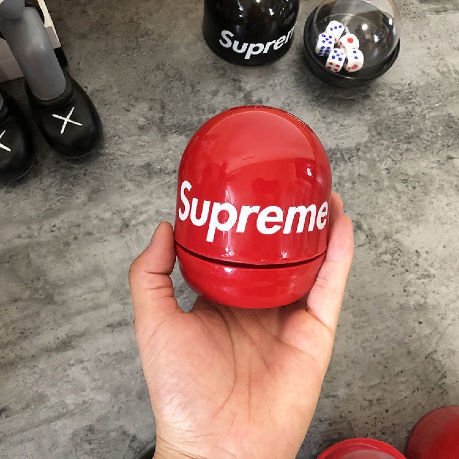Bộ xúc xắc lắc xí ngầu Supreme