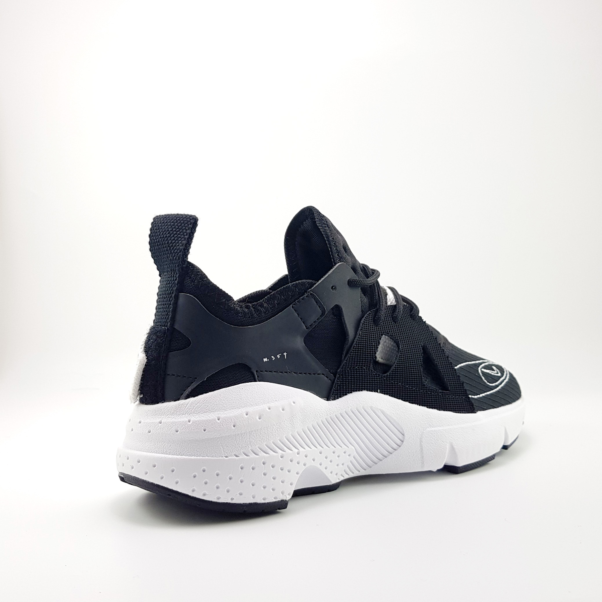 Giày thể thao Huarache N.354 Black White