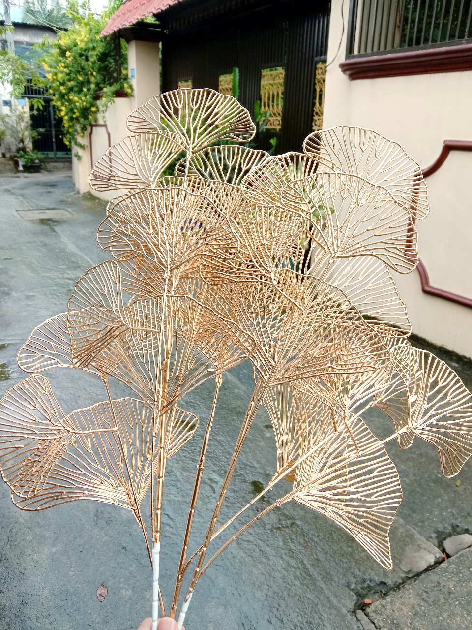 hoa lụa - cành vàng trang trí, rẻ quạt