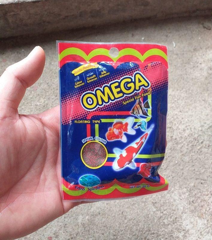 Thức ăn cho cá cảnh nhỏ Omega