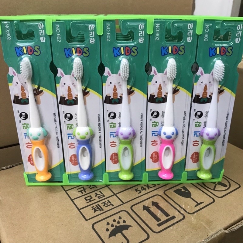 Bàn Chải Đánh Răng Trẻ Em Hình Thú Hãng Kids
