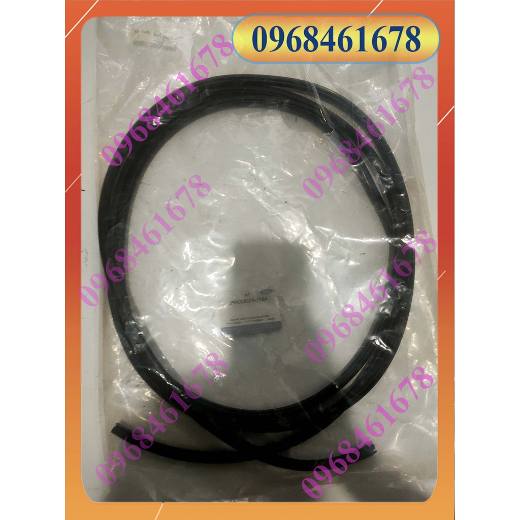 GIOĂNG KÍNH CHẮN GIÓ FORD LASER, MAZDA 323
