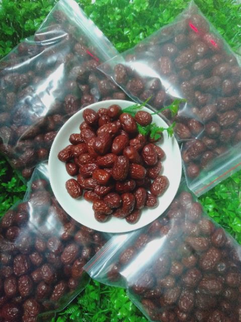 {1KG} TÁO ĐỎ KHÔ TÂN CƯƠNG