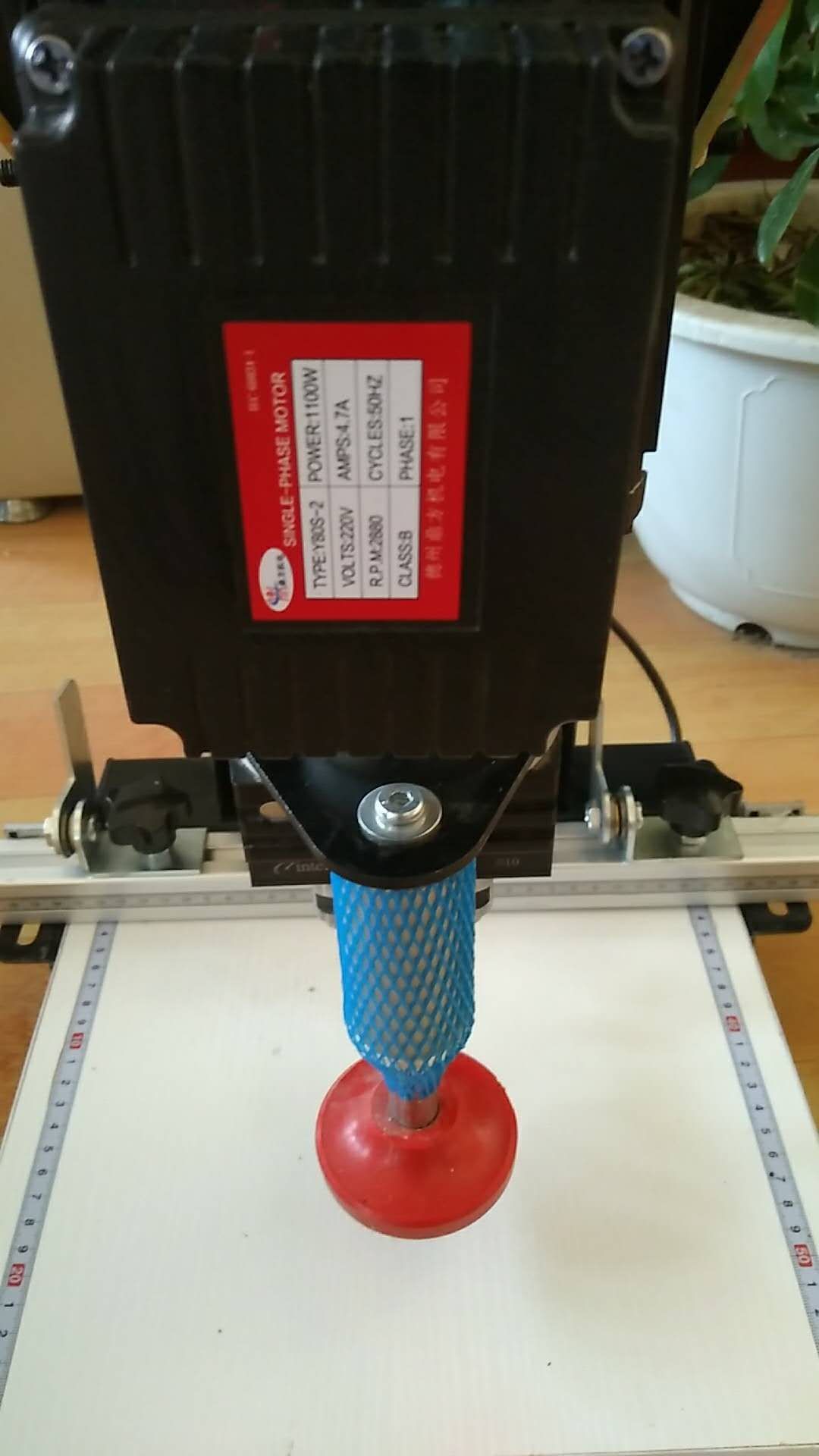 [HCMC] wood door hinge drill