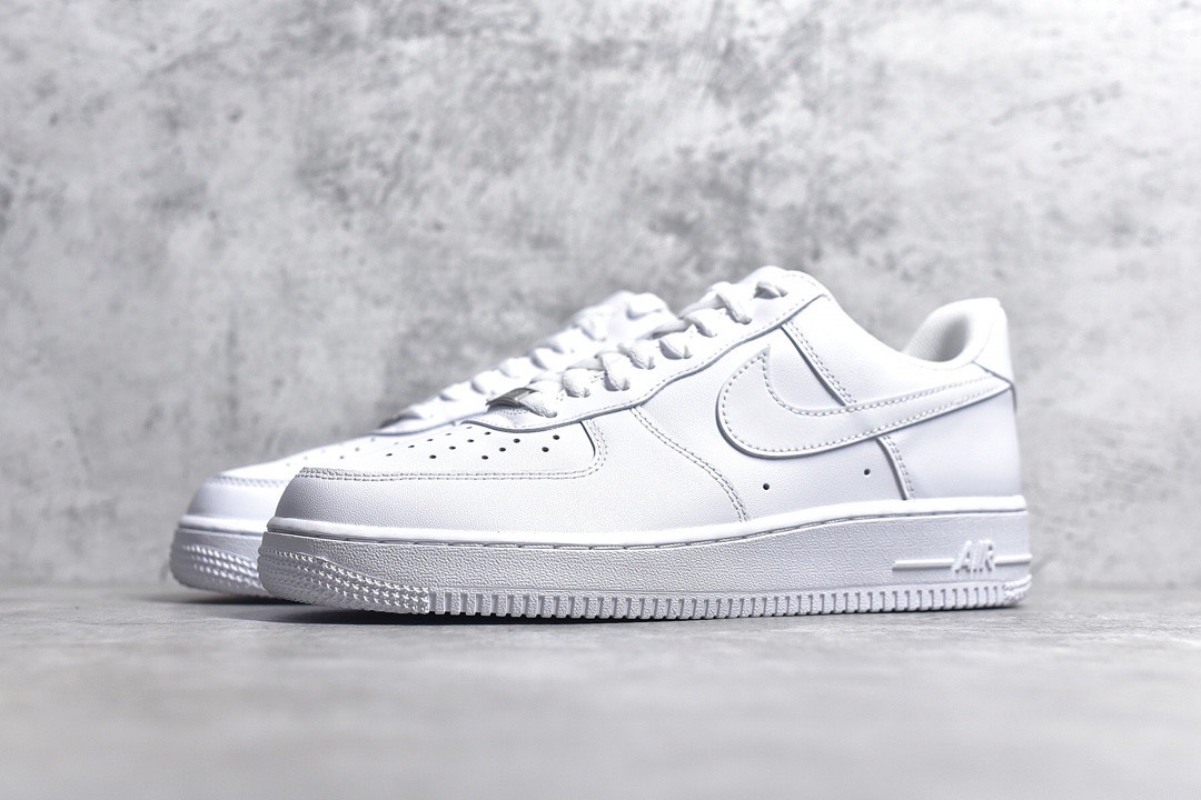 [SOCKS GIFT] [ SALE] NIKE AIR FORCE 1 UNISEX