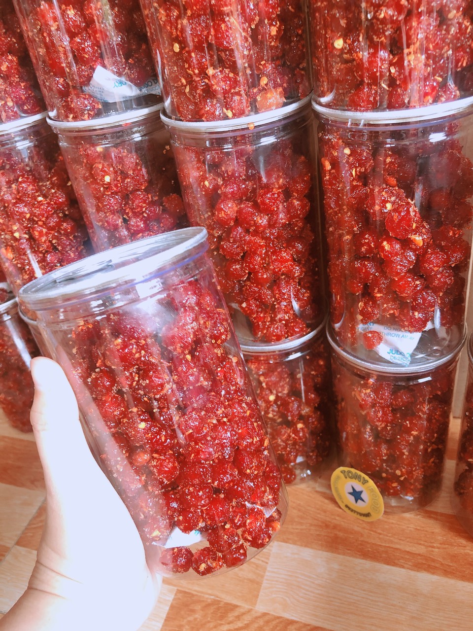 CHÙM RUỘT LẮC MUỐI ÓT SIÊU NGON 500GR