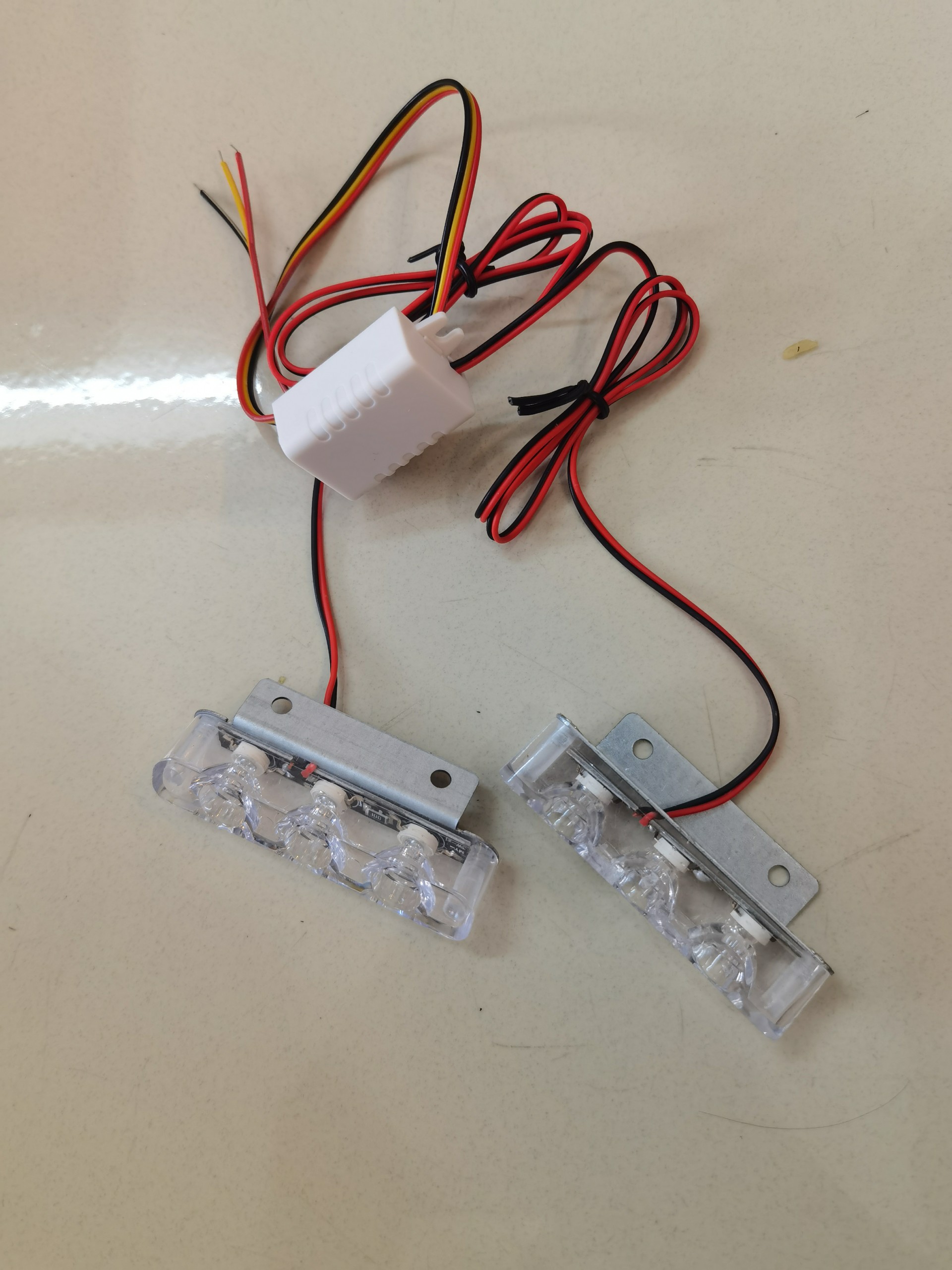 den led xe may Cặp đèn chớp xanh đỏ H1 ( giá 1 bộ )