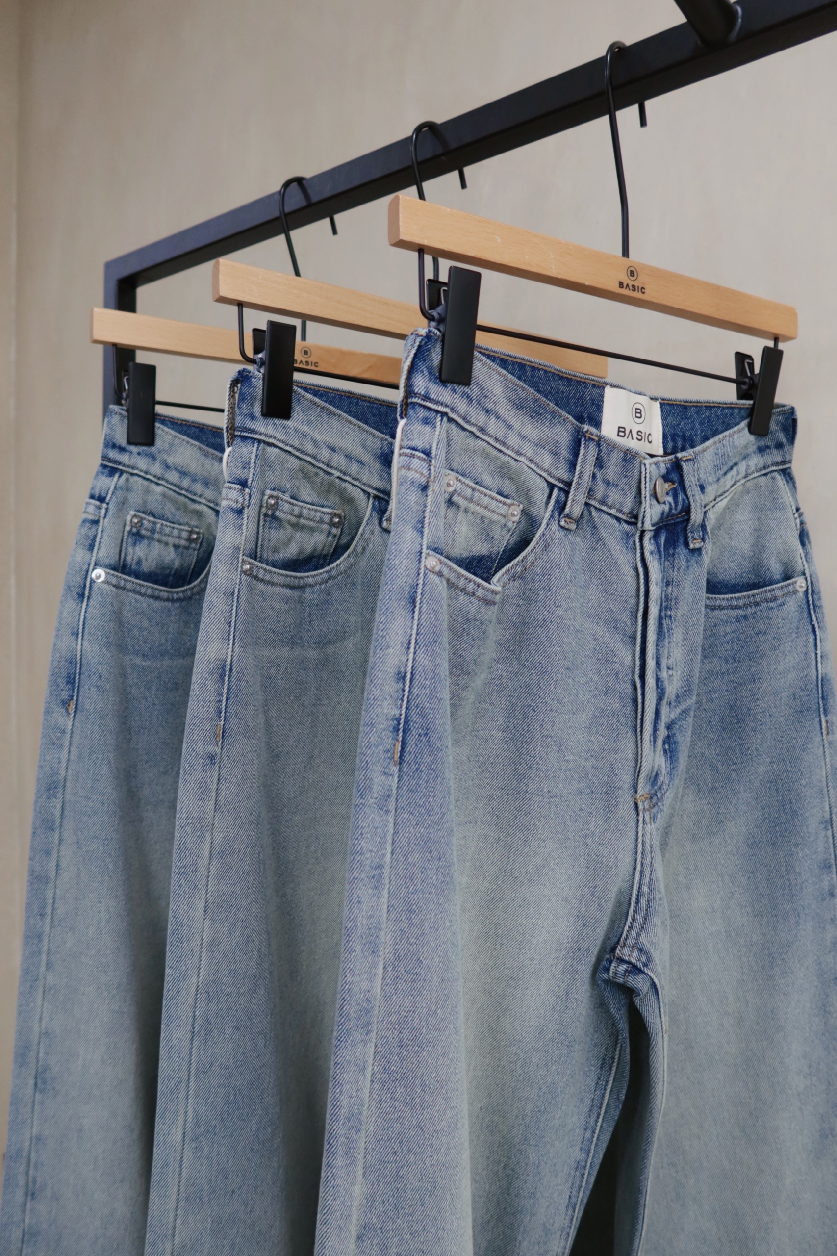Quần jeans ống suông BASIC LEM JEANS