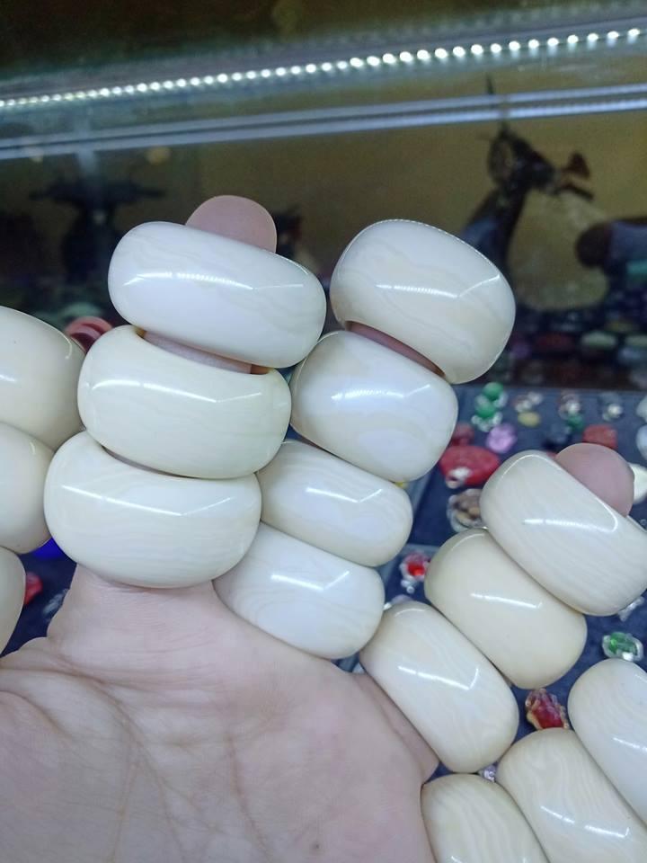 nhẫn ngà voi nhân tạo size đại