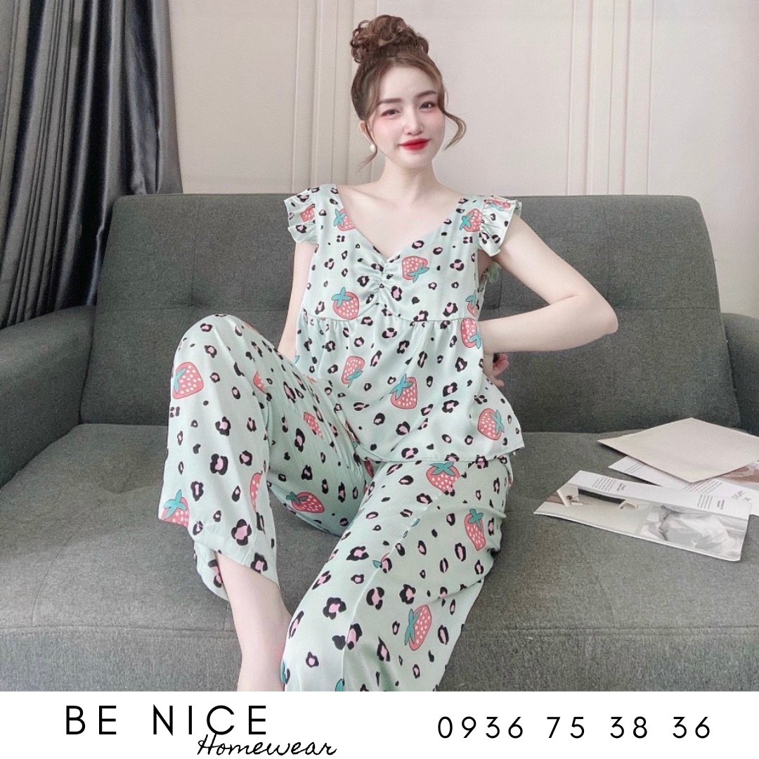 Set lụa dài mặc nhà cổ V tay bèo nhún ngực