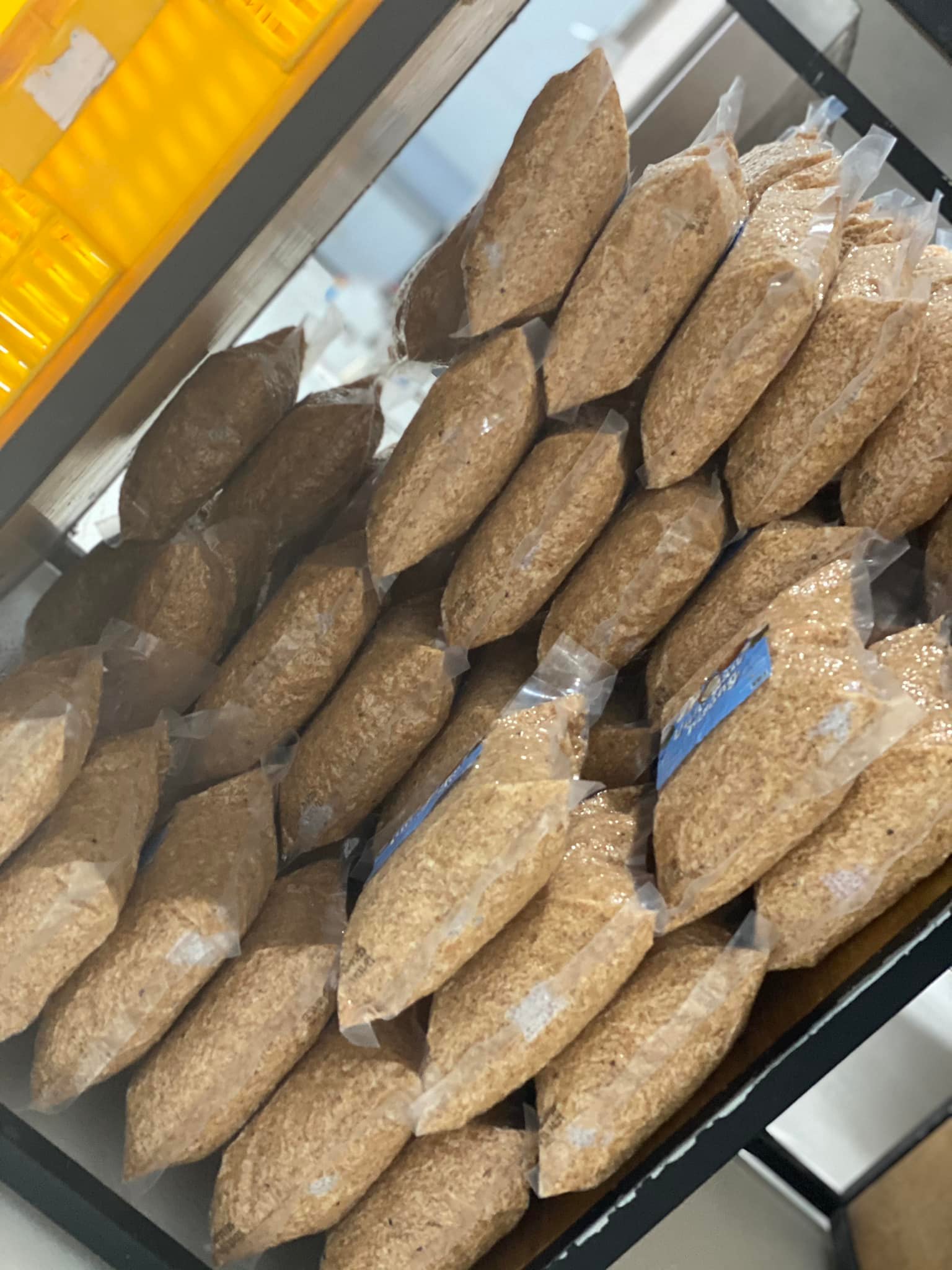 Vụn dừa nướng dạng gạo