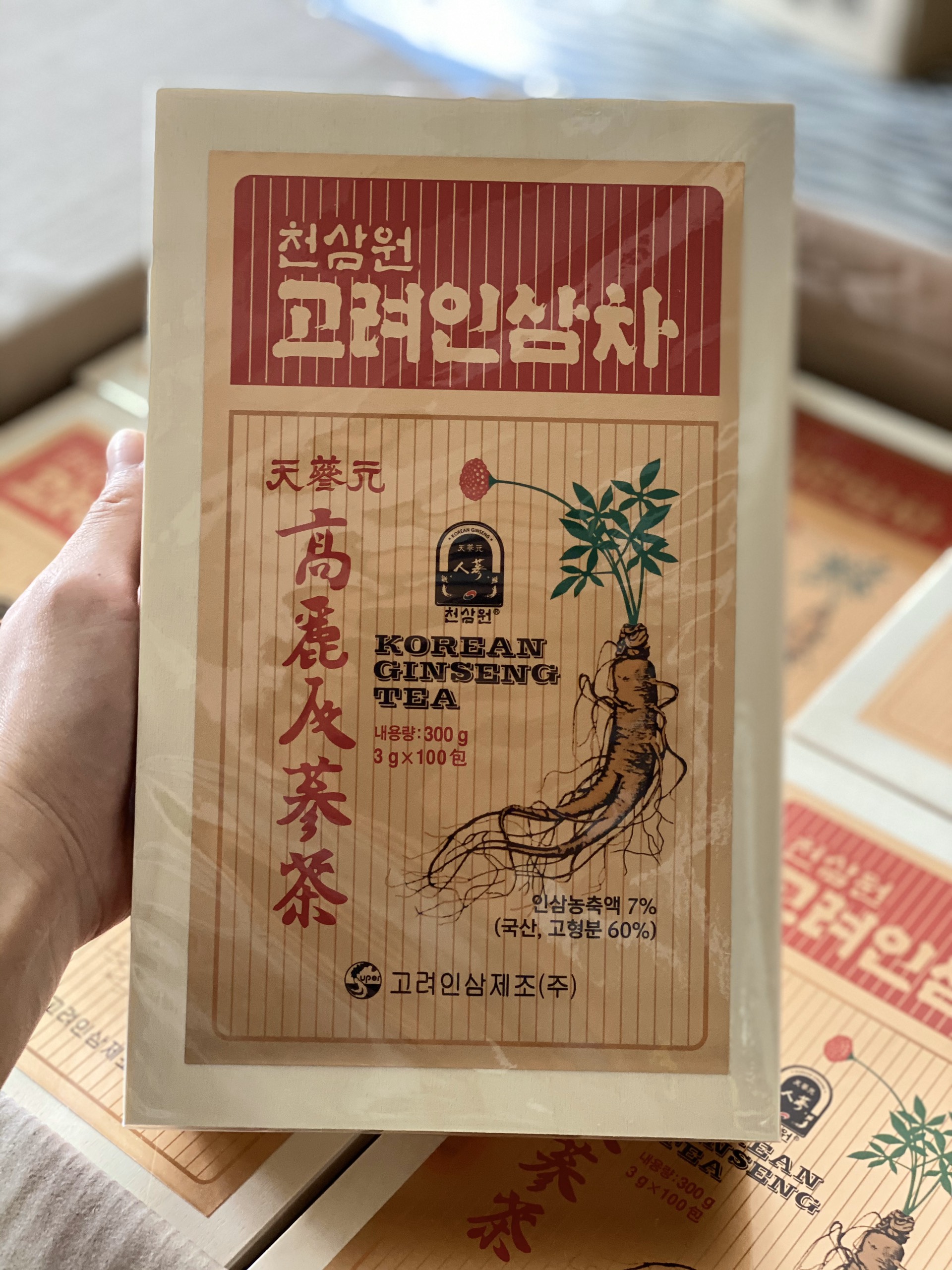 Trà hồng sâm hộp gỗ Hàn Quốc 100 gói