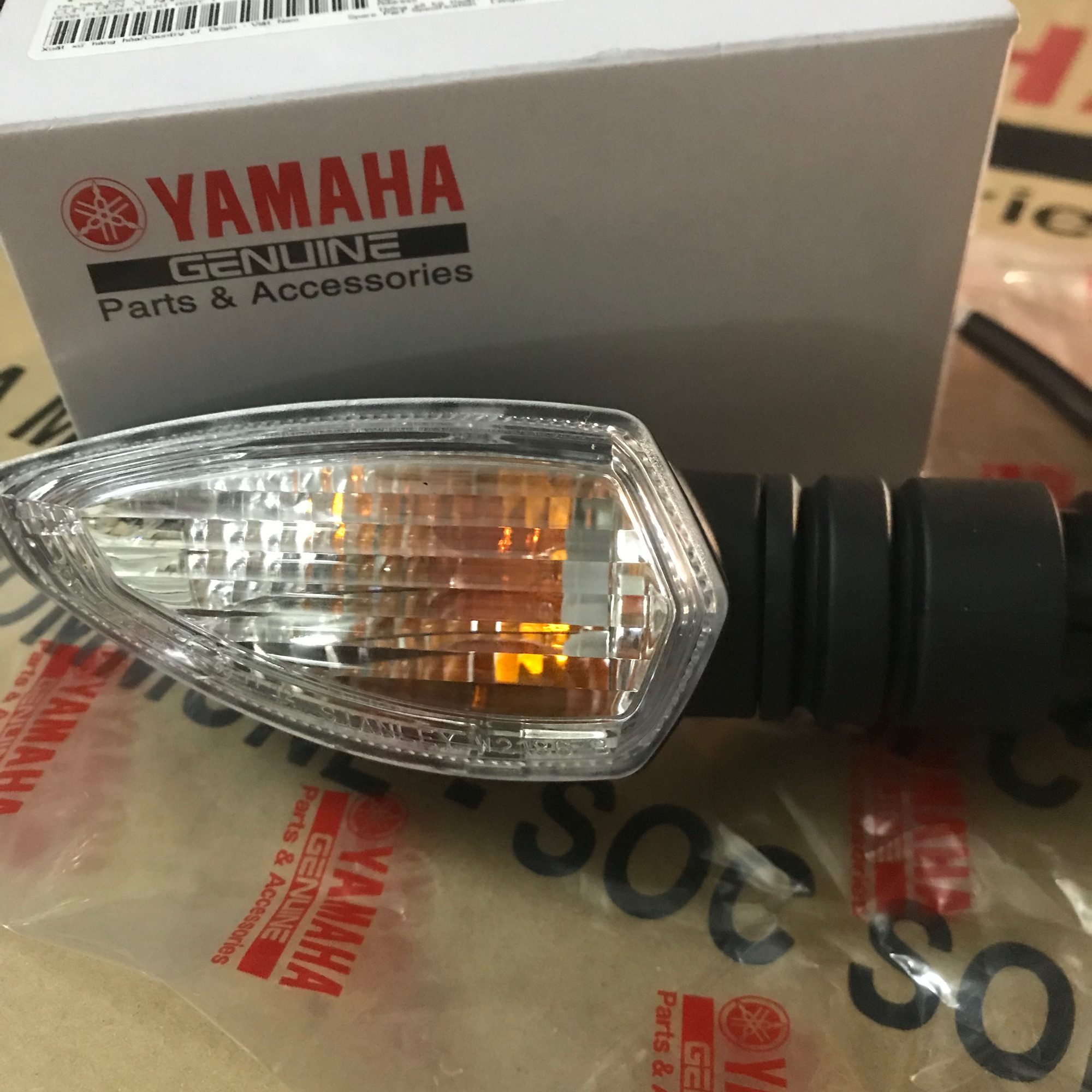Cụm đèn xi nhan sau xe Exciter 150 bên Phải hãng Yamaha