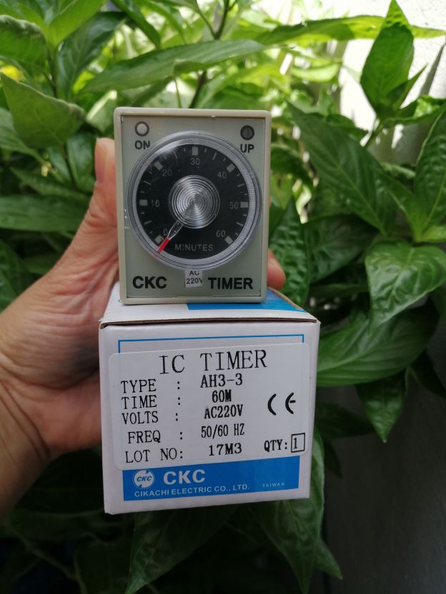 Rờ le thời gian CKC AH3-3 220vol10s,30s,60s không gồm đế