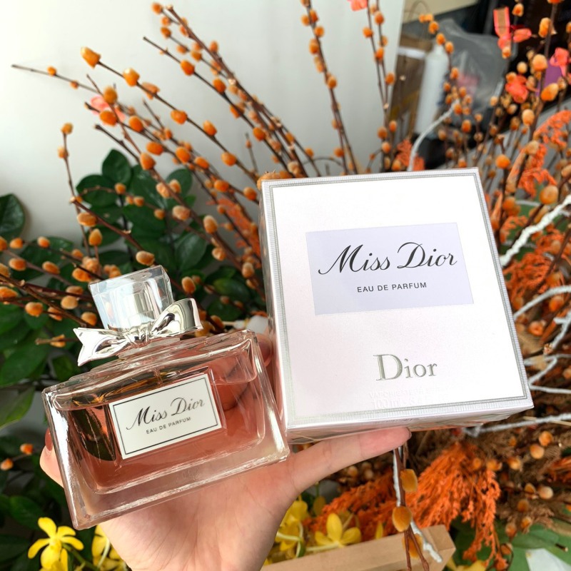 Nước hoa nữ Miss Dior Eau De Parfum 100ml