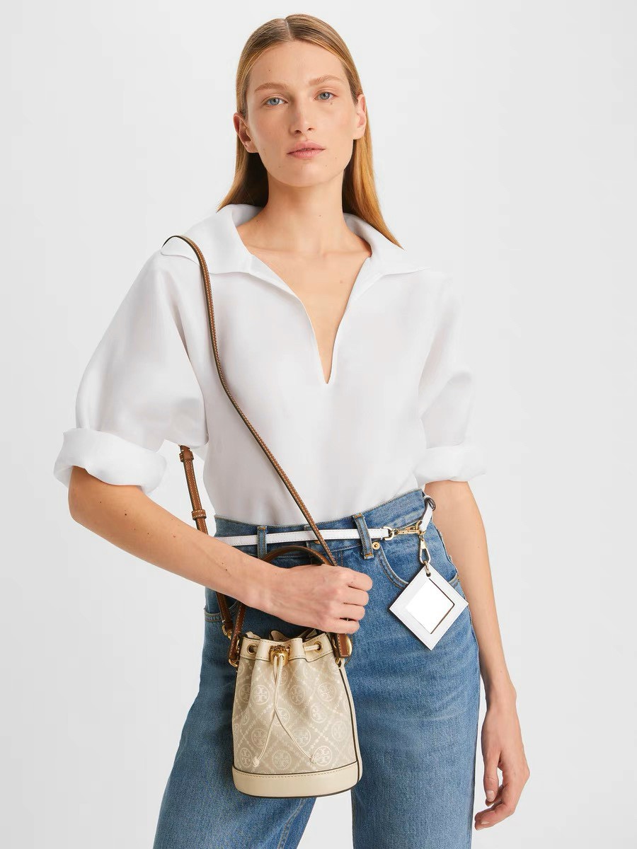 Túi đeo chéo t o r y bruch canvas dây rút miệng túi size 18cm