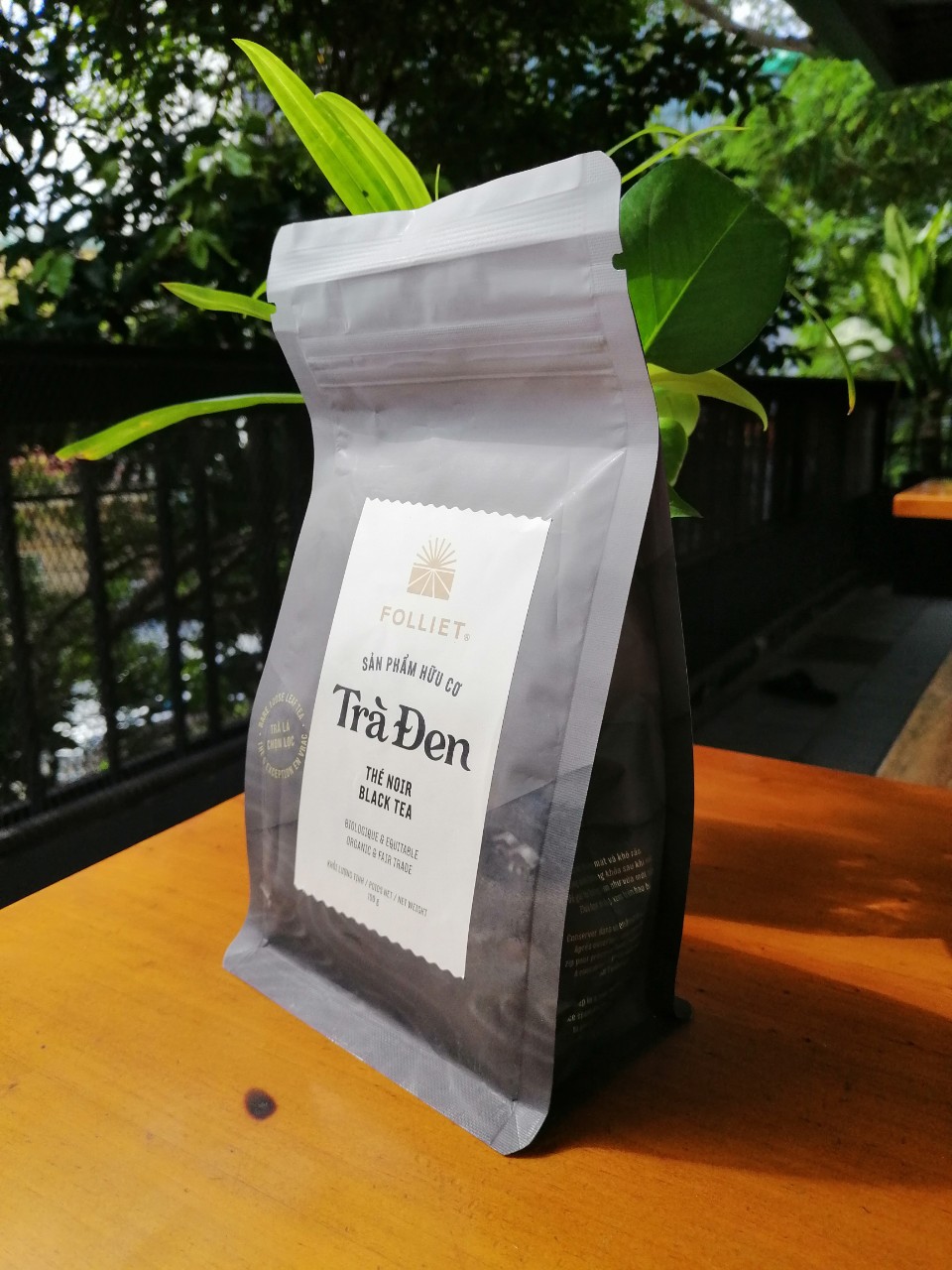 Trà Đen Hữu Cơ Organic Folliet 100g