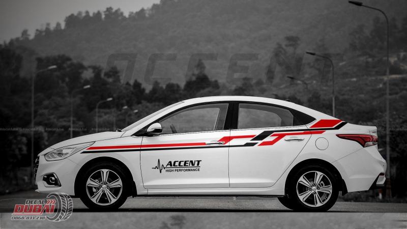 Tem Dán Xe Hyundai Accent Màu Trắng Thể Thao 2