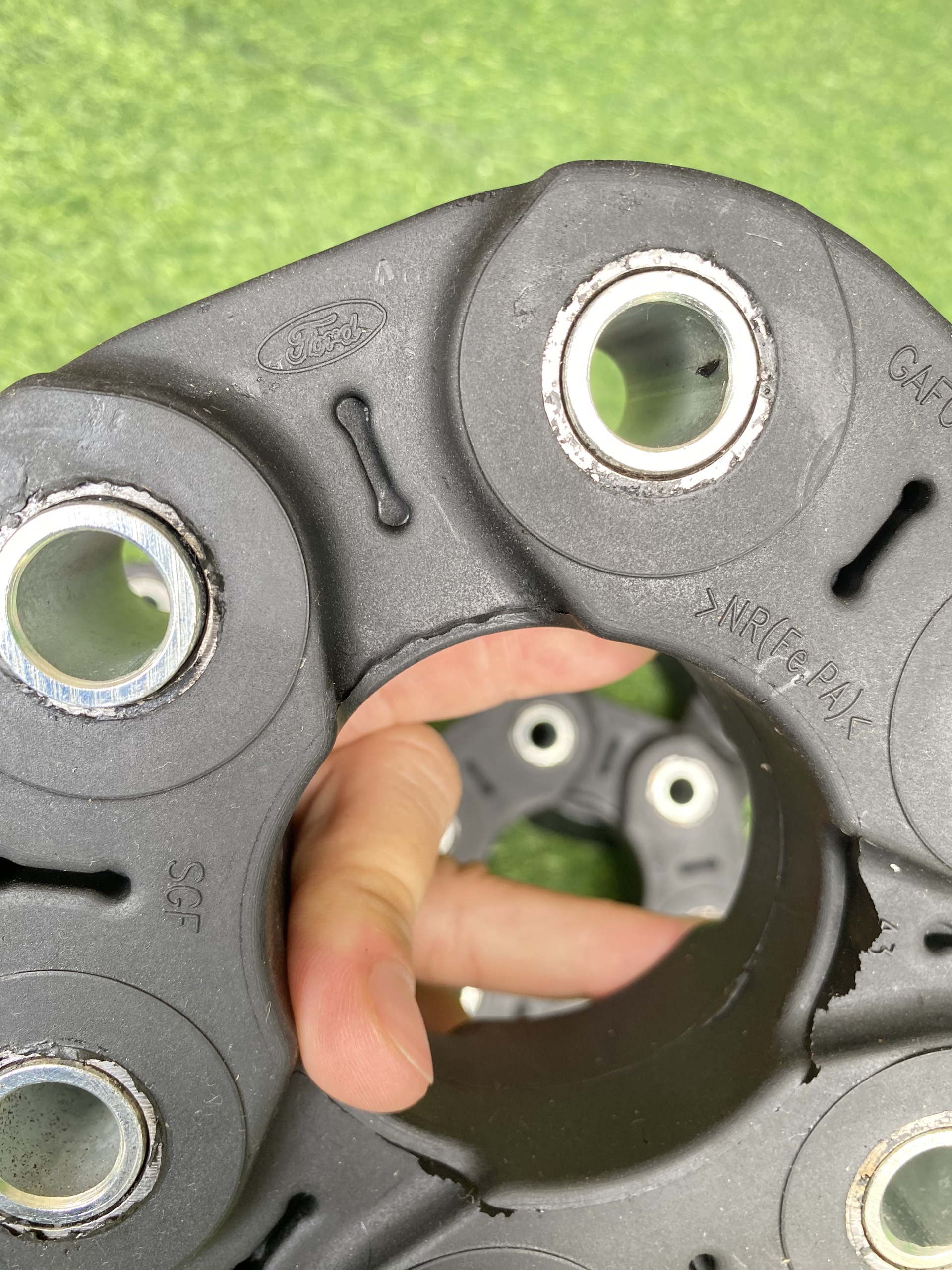 CAO SU LÁP DỌC ( 6 LỖ) FORD TRANSIT 2008-2022 CHUẨN FORD