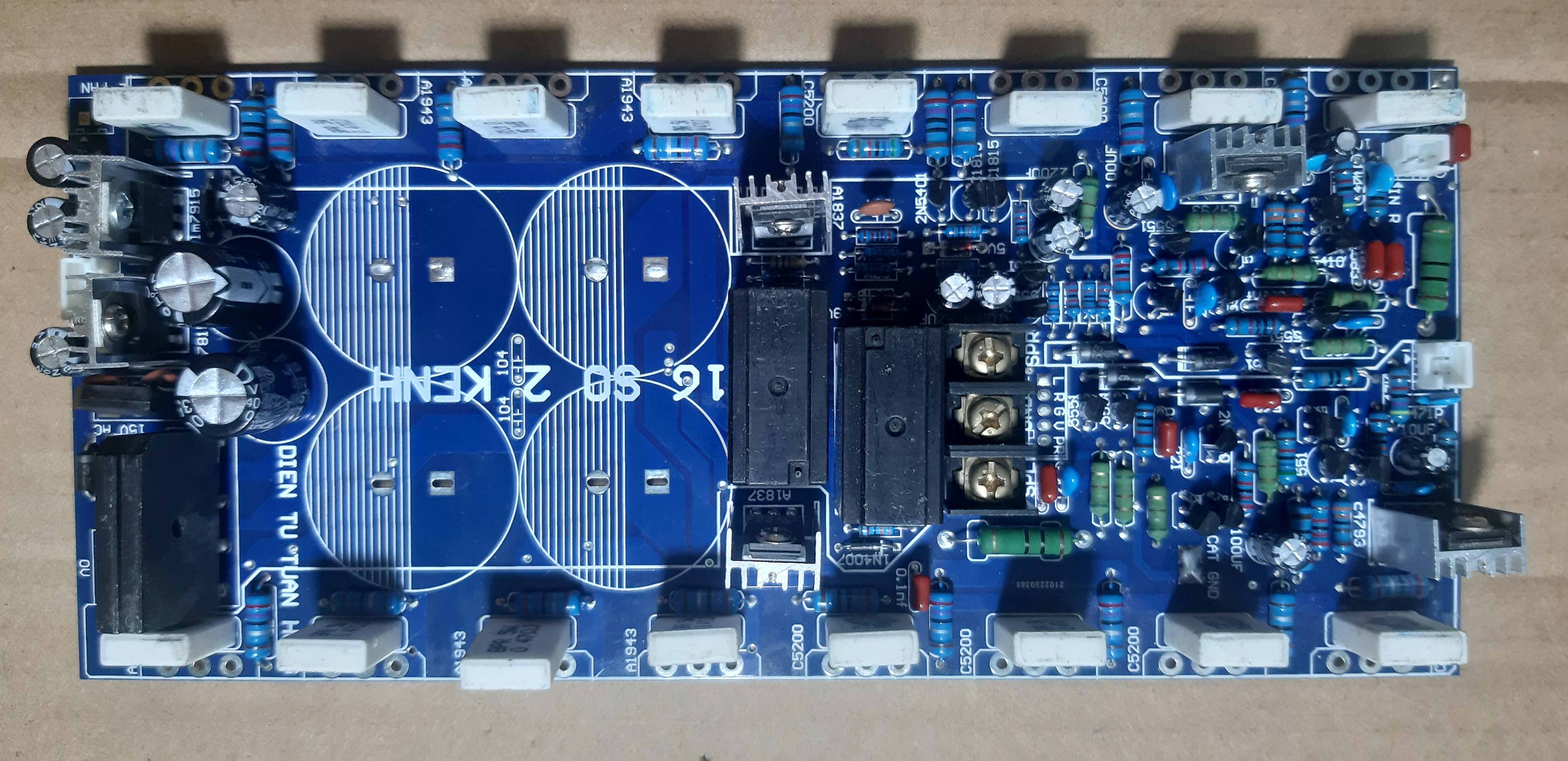 MACH CÔNG SUẤT 16 SÒ 3U 2 KÊNH LIỀN NGUỒN