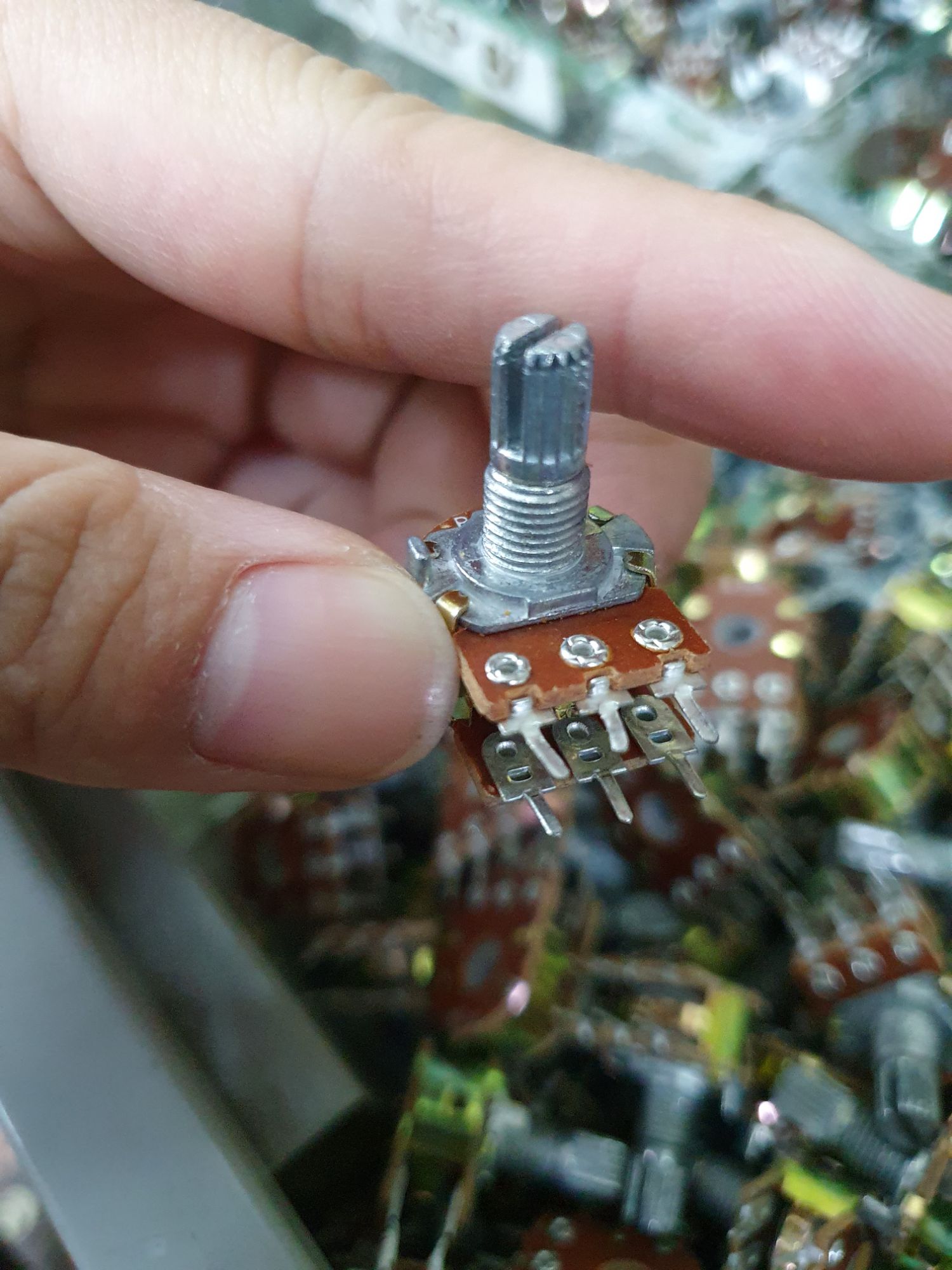 10 chiếc chiết áp 50k kép bi