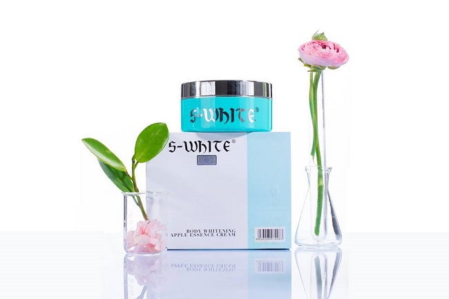 Kem dưỡng mịn da body táo swhite